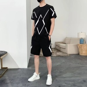 Trajes informales de dos piezas de primavera y verano para hombre, camisetas de manga corta con estampado de rayas y cuello redondo, pantalones cortos, camiseta fina y cómoda - Product Image 5