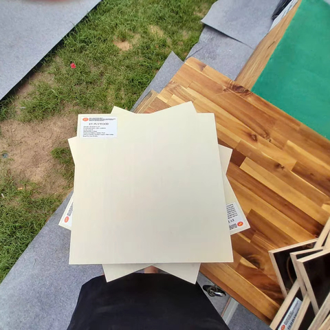 Factory Price Eco-friendly 28mm Poplar Core Plywood 1220 X 2440x12mm E0 Formaldehyde Emission Standards for Building Materials