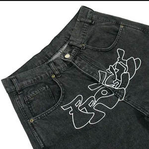 Personalizado hombres mujeres 2023 verano Streetwear bordado Hip hop pantalones cortos de alta calidad frente impresión Denim Jorts 3D bordado - Product Image 3