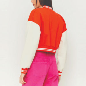 Nueva moda mujer Crop Varsity chaquetas fabricante personalizado bordado lana tela recortada Varsity chaqueta para mujer - Product Image 5