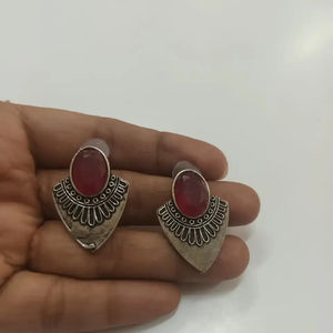 Boucles d'oreilles en laiton à la mode de mariée indienne coupe de pierre de rubis royal Zircon perle pour le dîner de mariage Occasions de fête pour les femmes - Product Image 1