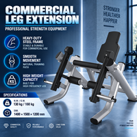 Appareil de musculation pour extensions de jambes assises avec poids, pour l'exercice des muscles des cuisses.