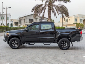 Camioneta Doble Cabina 4x4 de Tamaño Mediano 2024 Verificada, Motor de Gasolina V6 de 3.5L, Vehículo Utilitario Todoterreno, Volante a la Izquierda - Product Image 2