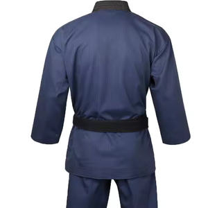 2025 uniforme de artes marciales personalizado karate judo GI tela de seda de algodón OEM entrenamiento ligero traje de lucha ropa deportiva duradera - Product Image 4
