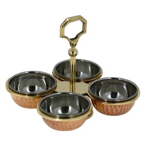 Servidor de Condimentos de Aluminio Martillado de Estilo Vintage Ecológico de Lujo, Bandeja para Aperitivos de 3 Recipientes con Asa Central, Bandeja para Salsas Personalizable - Product Image 3