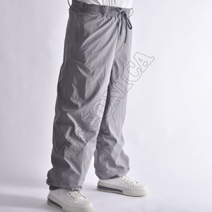 Pantalon de neige gris clair classique avec ceinture élastique coupe ample et couche intérieure chaude pour le temps froid - Product Image 3