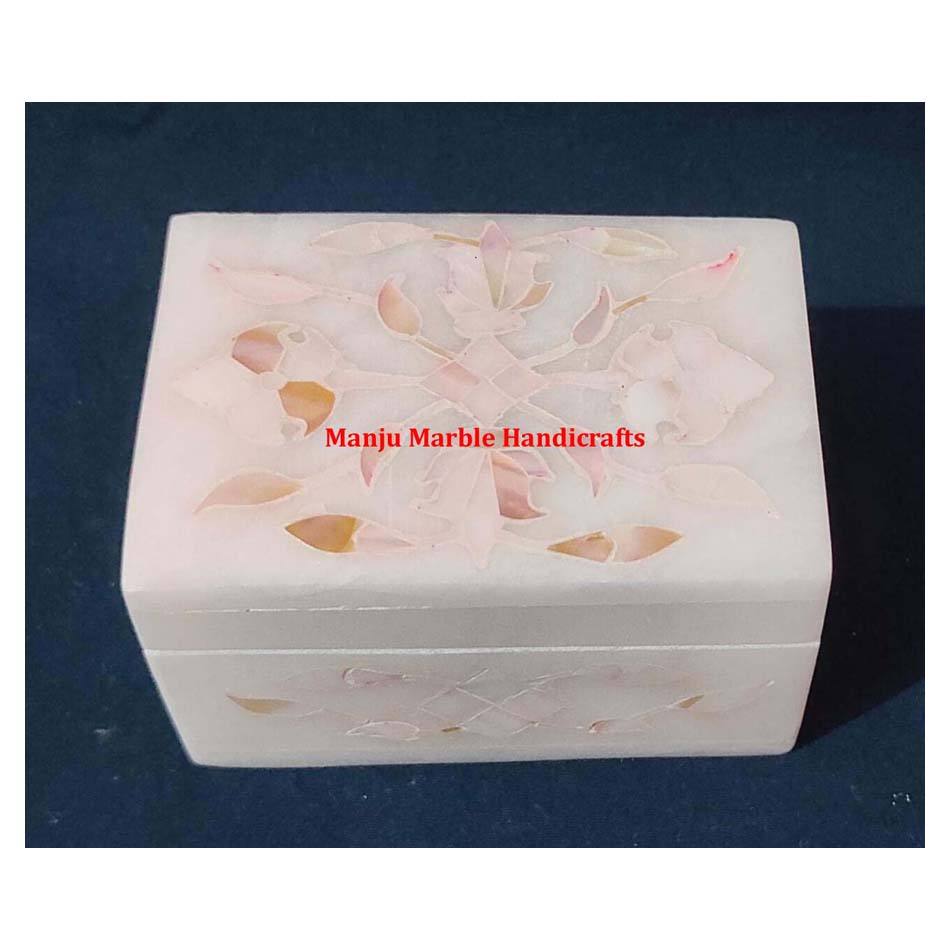 ธรรมชาติ