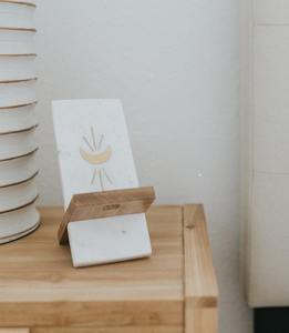 Soporte de Madera Maciza Natural para Teléfono Móvil, Estilo Rústico, Hecho a Mano, para Oficina y Hogar - Product Image 4