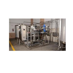 Machinerie industrielle économe en énergie de la meilleure qualité Usine de boissons gazeuses avec configuration modulaire pour une expansion facile disponible à la vente - Product Image 2
