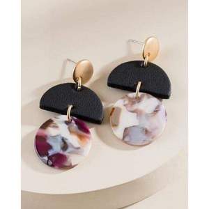 Customize Size Fashion Jewelry 100% Natural Buffalo Horn <b>Earring</b> Ladies Engagement Use <b>Top</b> Quality Horn Resin <b>Earring</b> Party Use - Product Image 1