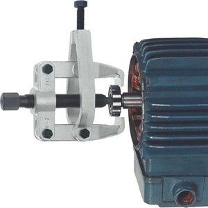 KUKKO 204-3 Gear <b>Puller</b> Side Clamping with 140 mm Clamping Depth and 150 mm Clamping Width - Product Image 3