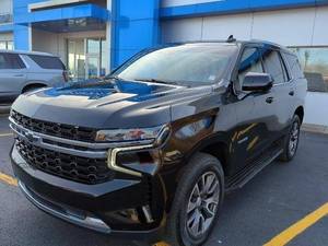 2021 Chevrolet Tahoe LS 4dr Pickup Truck 4x4 Automatique 27,670 Miles Utilisé Léger Intérieur Sièges en cuir Toit ouvrant panoramique électrique - Product Image 3