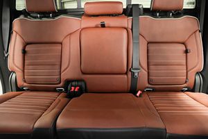 2024G-M C Sie-rra 3500HD Denali Ultimate CAB 4x4 Dura-MAX V8ดีเซลเทอร์โบ4WD ล้อหลังคู่ - Product Image 5