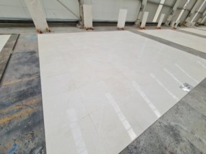 2026 Dalles de terrasse en pierre naturelle personnalisables, finition marbre Vanille Glacée, technique lisse, très demandées, vente en gros par l'usine turque - Product Image 4