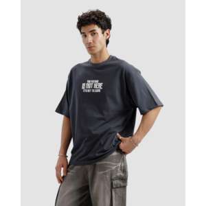 T-shirt imprimé 'Future Is yet to Come' 100% coton, jersey compressé avec un poids de tissu de 300 grammes, impression sérigraphique - Product Image 1