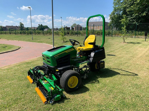 เครื่องตัดหญ้าอลูมิเนียม John Deere 2653B PrecisionCut รุ่นปี 2024/2025 ประสิทธิภาพสูง ความกว้างใบมีดตัด 72 นิ้ว 898 ซีซี ใบมีดแบบกำหนดเองจากฝรั่งเศส - Product Image 3