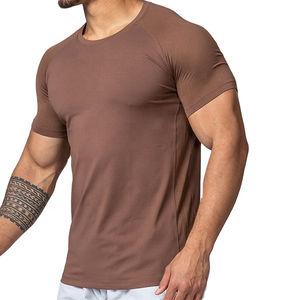 Camiseta deportiva de compresión transpirable con logotipo personalizado al por mayor de fábrica para hombre, camisetas deportivas de manga corta con estampado largo - Product Image 1