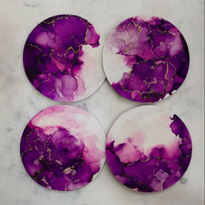 Dessous de verre en résine durable offrant une valeur décorative intemporelle aux réunions de famille Mariages Anniversaires et célébrations de vacances - Product Image 1