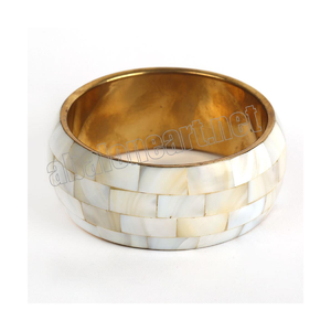 Bracelets en verre marron avec bordure dorée Bracelets en fil de soie avec Gota Work Bracelets artisanaux indiens - Product Image 2