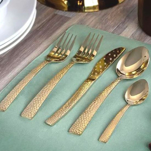 Ensemble de couverts couleur or au design martelé Bonne qualité Ustensiles de cuisine en acier inoxydable Vaisselle Couverts Ensemble de salle à manger élégant de l'Inde - Product Image 1