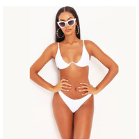 Nouvelle mode, bikini deux pièces pour femmes, rouge uni, en spandex/polyester, écologique, respirant, séchage rapide, antibactérien, sur mesure
