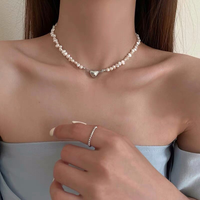 Collier pendentif en perle baroque irrégulière plaqué or en acier inoxydable pour femme H2 Jewelry C0002, fermoir magnétique en forme de cœur, chaîne à maillons