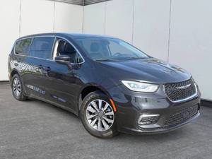 Autos Chrysler Pacifica Hybrid Touring L Touring L 4dr Mini-Van usados con volante a la izquierda y a la derecha en venta - Product Image 6