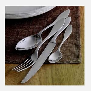 Cubiertos de plata de alta calidad con mango de plata, conjunto de cubiertos de lujo de aspecto único y moderno - Product Image 1