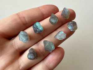 Collar de labradorita cruda, chapado en oro colgante de plata, estilo Vintage único, joyería de piedras preciosas naturales, regalo hecho a mano para novia - Product Image 2