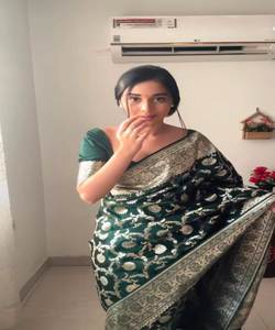 Prezzo all'ingrosso pesante esclusivo Designer indiano Lahenga Choli Dupatta tradizionale indiano pakistano abito da sposa <span class=keywords><strong>Surat</strong></span> - Product Image 4