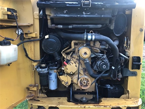 Minicargadora Caterpillar con ruedas usada 226B3, cargadora superventas, envío rápido, motor potente - Product Image 3