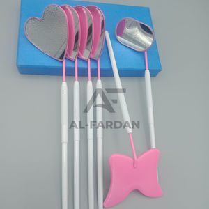 แหนบถอนขนตาสแตนเลสแข็งรูปหัวใจผีเสื้อสีชมพูสีขาวปลายโค้งมนและที่จับกระจก - Product Image 1