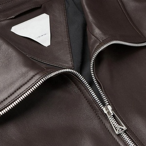 Vente en gros de longue veste en cuir monochrome vintage col montant enduit d'hiver imperméable fabricant d'extérieur mince - Product Image 4