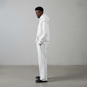 ชุดแทรคสูทพิมพ์ลายตามสั่ง เสื้อฮู้ดดี้โอเวอร์ไซส์และกางเกงสเวตแพนท์ทรงหลวม ชุด 2 ชิ้น ผ้าโพลีเอสเตอร์/คอตตอน 300 กรัม คุณภาพสูง สไตล์สตรีทแวร์ - Product Image 3