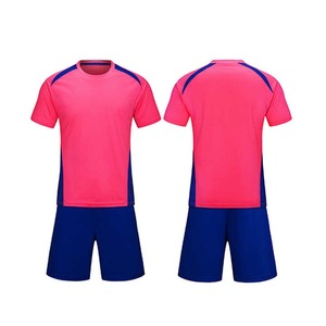 Servicio OEM para la venta de entrenamiento de fútbol camiseta pantalones cortos conjunto de fútbol americano de secado rápido de alta calidad transpirable para los hombres al por mayor - Product Image 6