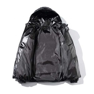Venta al por mayor de estilo de moda brillante personalizado cómodo transpirable bajo precio de tela de poliéster chaqueta acolchada de invierno chaqueta acolchada de los hombres - Product Image 4