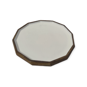 Plateau octogonal en émail blanc personnalisé fabriqué à la main par des artisans indiens Plateau de service en bois de manguier idéal pour servir et décor de cuisine - Product Image 1