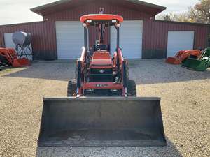 Dependable Kubota M62 Utility Tractor Designed <b>for</b> Land Improvement Drainage Work and Commercial Property Services Easy Function - Product Image 1