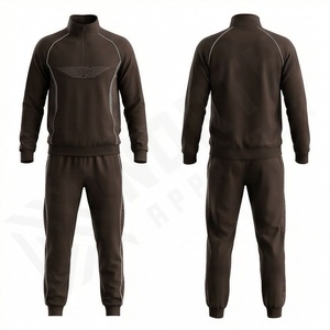 Vêtements de sport respirants de haute qualité en gros, vêtements doux personnalisés, vêtements de sport pour hommes, survêtements amples, couleur personnalisée, kit d'entraînement - Product Image 1