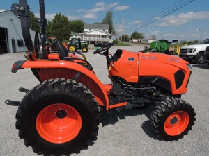 Tractor Kubota L2502HST 2024 Disponible al por Mayor a Precio Económico, Equipo Agrícola Kubota Usado, Entrega Rápida en Venta - Product Image 4