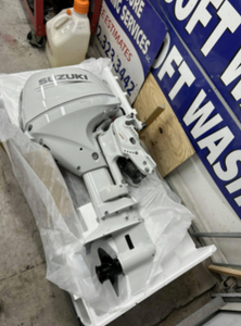 . Nouveau moteur hors-bord Suzukie 30 HP de qualité d'origine. - Product Image 3