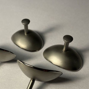 Protector ocular de longitud regular de alta calidad con mango Diseño de logotipo personalizable Material SUPERIOR DE ACERO INOXIDABLE - Product Image 6