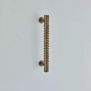 Herrajes para Gabinetes de Cocina y Baño, Tiradores Modernos en Forma de T para Cajones y Armarios - Product Image 4