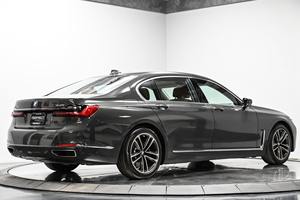 Vehículo USADO MÁS VENDIDO, BMW Serie 7 740i 2020, Importación de Primera Calidad de Europa, Volante a la Izquierda/Derecha, Entrega Rápida Disponible - Product Image 3