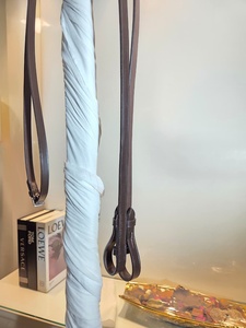 สายจูงม้าหนังสีดำใหม่ผลิตจากผู้ผลิตชั้นนำและส่งออกทั่วโลกมี R201โลโก้และบรรจุภัณฑ์ที่มีคุณภาพดีที่สุด - Product Image 2