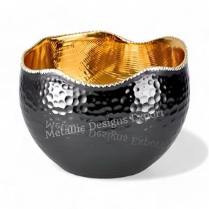 เชิงเทียนโลหะงานพิมพ์ทำด้วยมือสุดหรูสำหรับบ้านสำนักงานและการตกแต่งทางศาสนาที่ไม่เหมือนใคร - Product Image 1