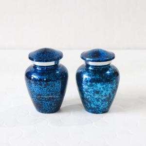 โกศอลูมิเนียมสีฟ้าขนาดเล็กสำหรับเผาขี้เถ้าของมนุษย์พร้อมโกศแกะสลักรูปนกคุณภาพสูง - Product Image 5