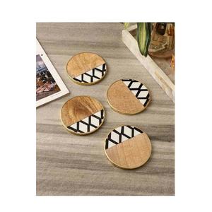 Posavasos Rústicos Hechos a Mano de Madera y Resina para Bebidas |   Posavasos de Madera Natural para Cocina, Cafetería y Decoración del Hogar - Product Image 3