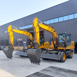 Excavatrice sur pneus, machine de construction routière robuste, cabine fermée haute visibilité - Product Image 3