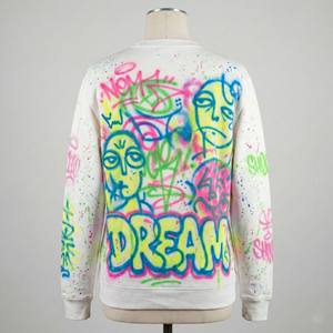 Sweat-shirt à col rond en coton lourd personnalisé pour femmes, imprimé graffiti airbrush, style urbain néon, streetwear vintage Y2K, hiver automne - Product Image 2